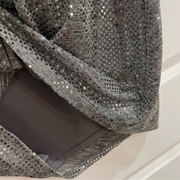 NWT Vince Camuto Silver Metallic Dress Sz 14 - Picture 6 of 9